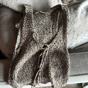 Knit Sleeveless Top in brown and Tan